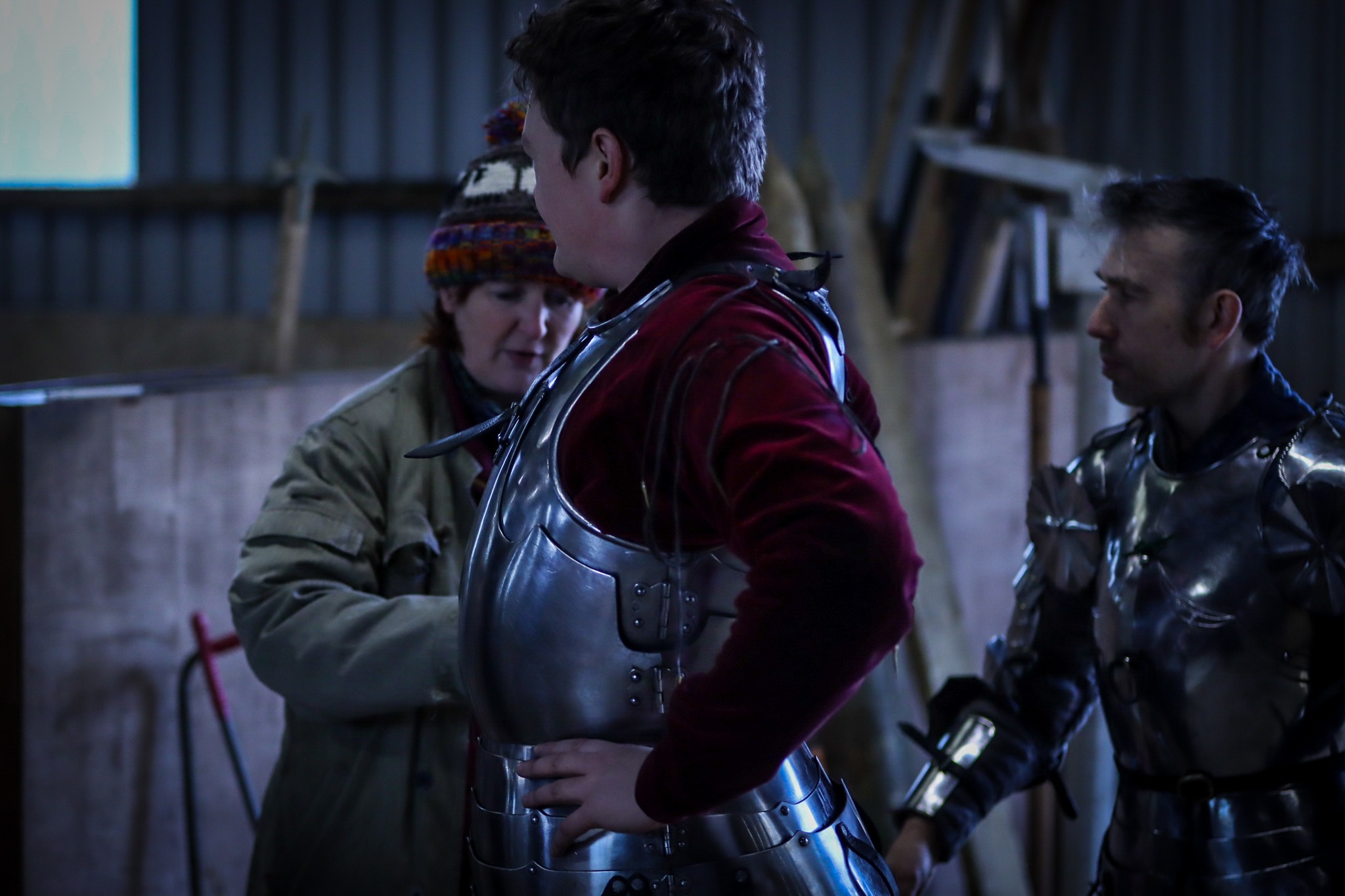 Arming up in plate armour before jousting